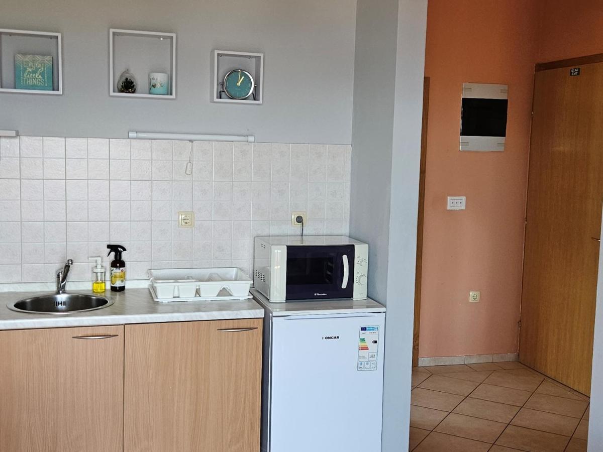 Apartments Trojak Baska  Exterior photo